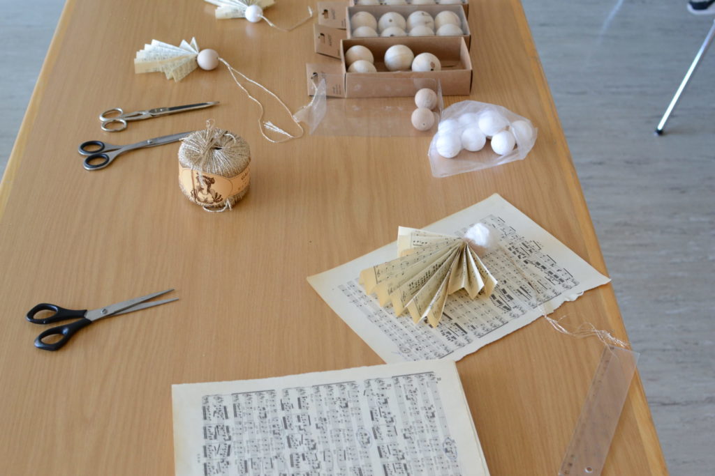 Familienkirche, Basteln